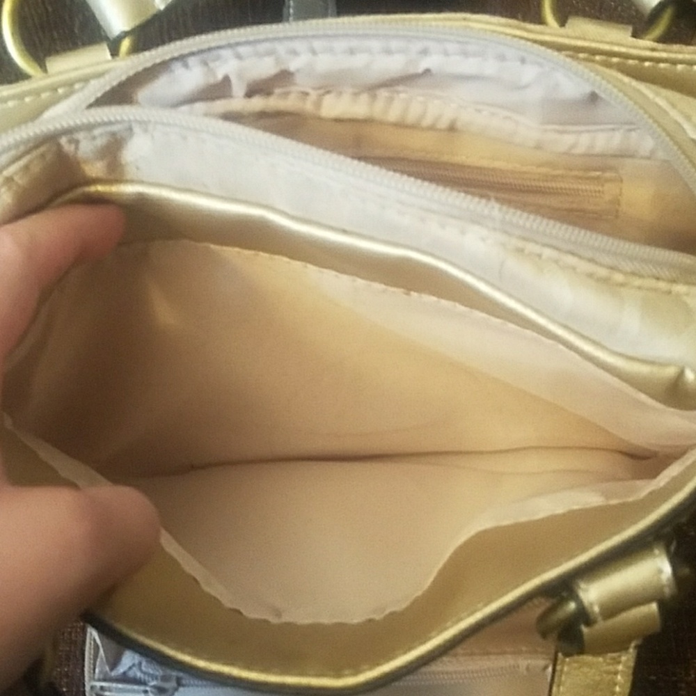 Purse - Picture 7 of 8